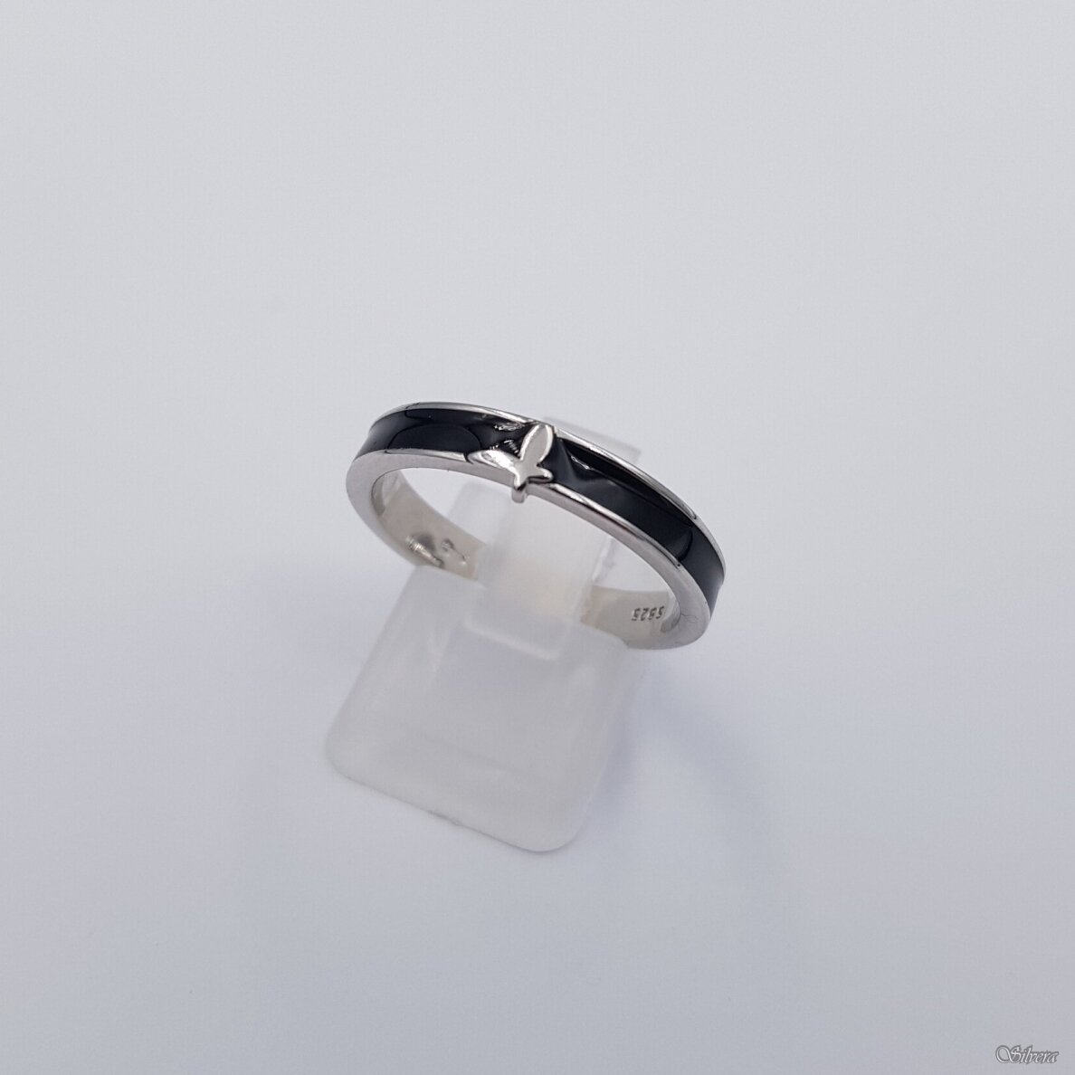 Sidabrinis žiedas su emaliu Z486; 16 mm Sidabrinis žiedas su emaliu Z486; 16 mm