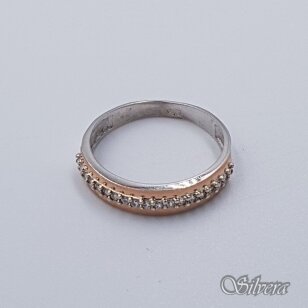 Sidabrinis žiedas su aukso detalėmis ir cirkoniais Z1516; 18 mm