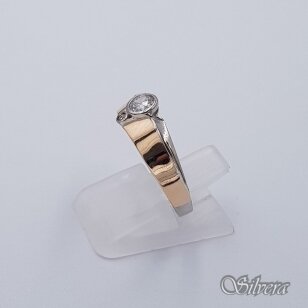 Sidabrinis žiedas su aukso detalėmis ir cirkoniais Z328; 17,5 mm