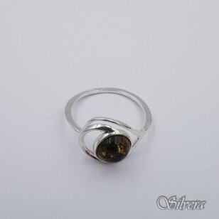 Sidabrinis žiedas su gintaru Z361; 19 mm