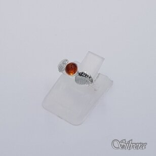 Sidabrinis žiedas su gintaru Z590; 14 mm