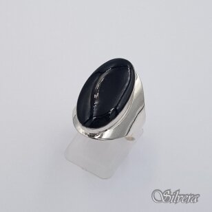 Sidabrinis žiedas su oniksu Z488; 18,5 mm