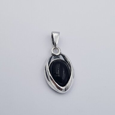 Sudraba piekariņš ar oniksu P0196 Sudraba piekariņš ar oniksu P0196