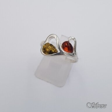 Sidabrinis žiedas su gintaru Z048; 18 mm Sidabrinis žiedas su gintaru Z048; 18 mm