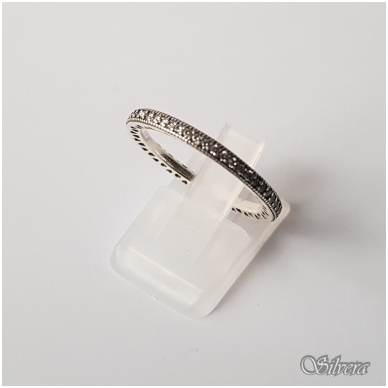 Sidabrinis žiedas su cirkoniais Z144; 18,5 mm