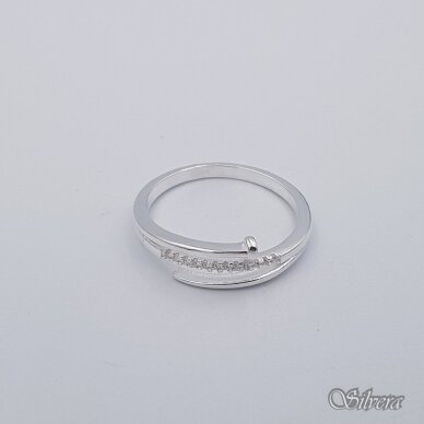 Sidabrinis žiedas su cirkoniais Z333; 18 mm