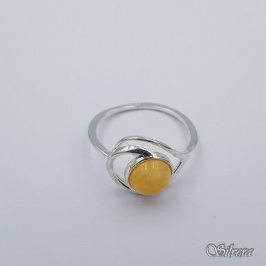 Sidabrinis žiedas su gintaru Z357; 19,5 mm 1
