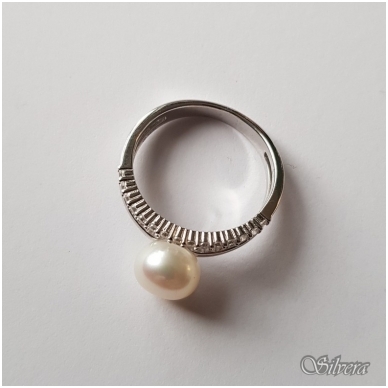 Sidabrinis žiedas su kultivuotu perlu ir cirkoniais Z149; 18,5 mm