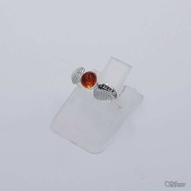 Sidabrinis žiedas su gintaru Z590; 12 mm