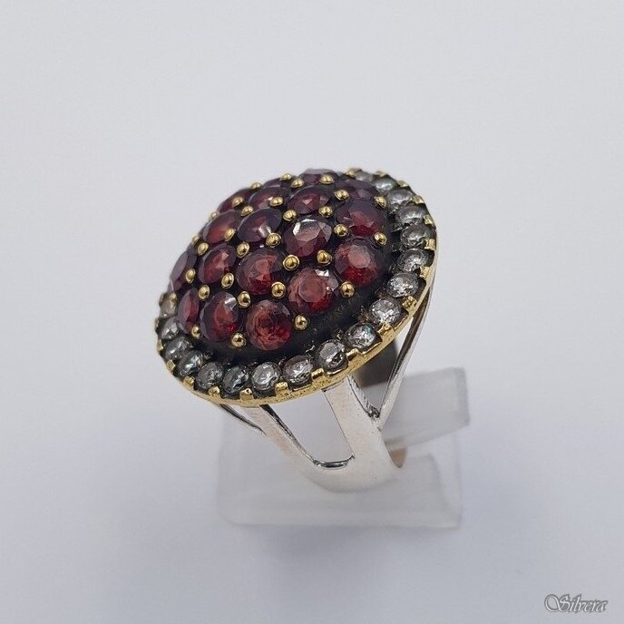 Sidabrinis žiedas su granatais ir cirkoniais Z0164; 19 mm 1 Sidabrinis žiedas su granatais ir cirkoniais Z0164; 19 mm 1