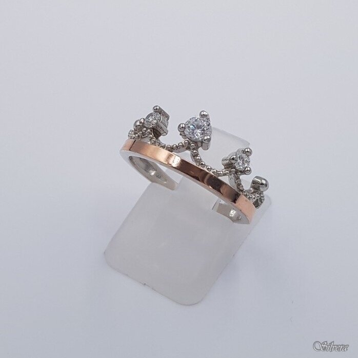 Sidabrinis žiedas su aukso detalėmis ir cirkoniais Z593; 18 mm