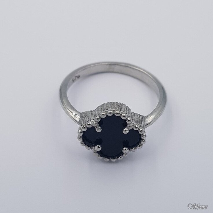 Sidabrinis žiedas su oniksu Z413; 20 mm 1 Sidabrinis žiedas su oniksu Z413; 20 mm 1