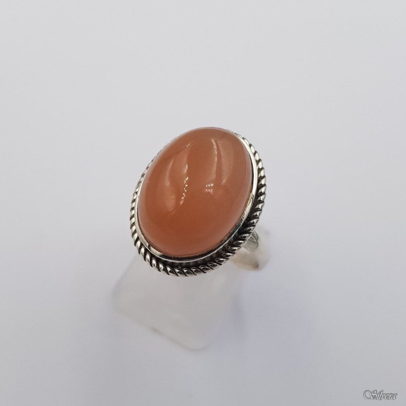 Sidabrinis žiedas su saulės smėlio akmeniu Z415; 18,5 mm Sidabrinis žiedas su saulės smėlio akmeniu Z415; 18,5 mm
